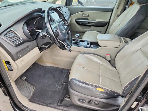 2017 KIA SEDONA