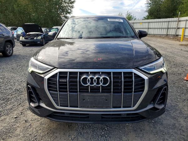 2022 AUDI Q3