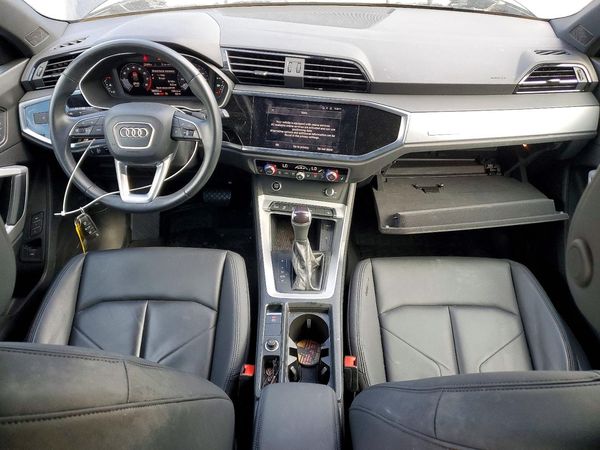 2022 AUDI Q3