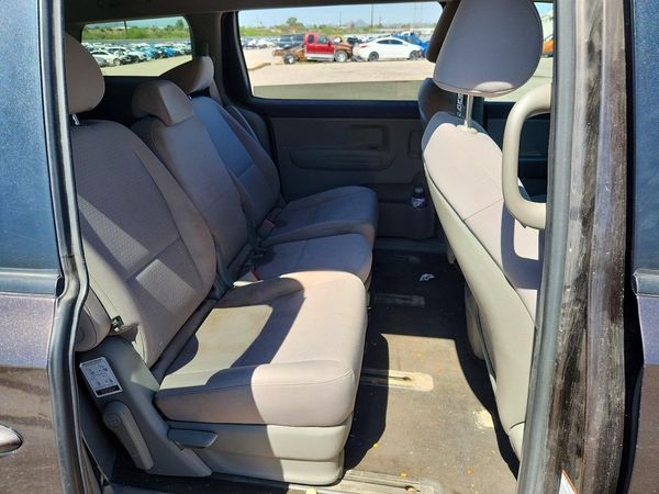 2017 KIA SEDONA