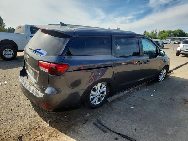 2015 KIA SEDONA