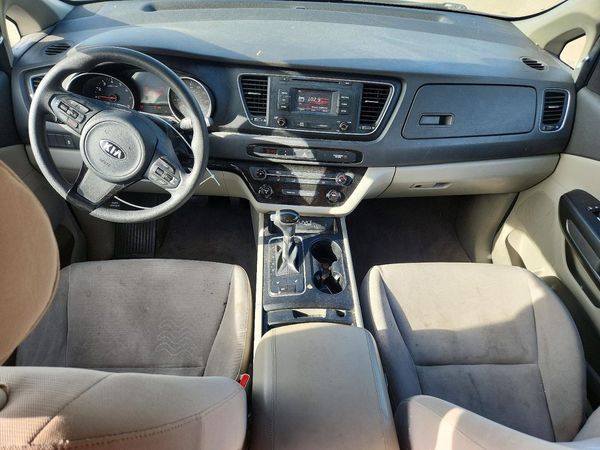 2015 KIA SEDONA