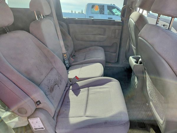 2015 KIA SEDONA