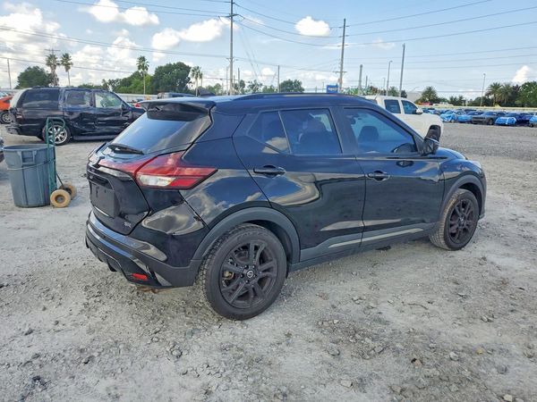 2021 NISSAN KICKS SR