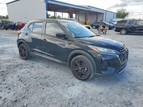2021 NISSAN KICKS SR