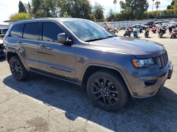 2021 JEEP GRAND CHEROKEE Laredo
