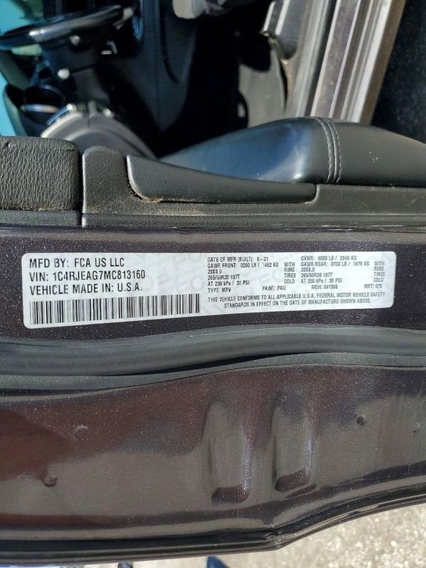 2021 JEEP GRAND CHEROKEE Laredo