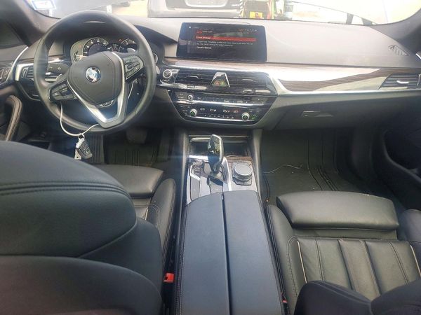 2019 BMW 530 xDrive