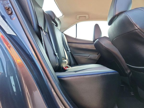 2019 TOYOTA COROLLA