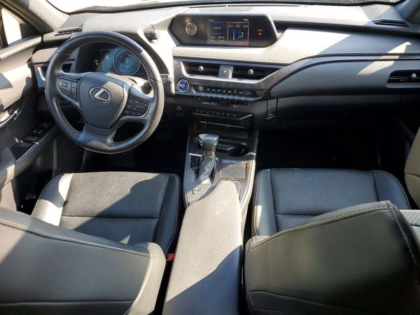 2021 LEXUS UX 250h Premium