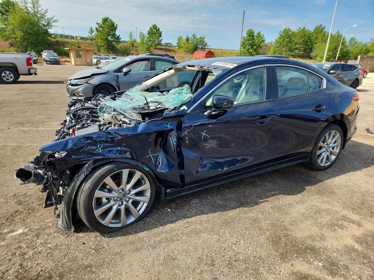 2026 MAZDA 3 Preferred — Front 3/4
