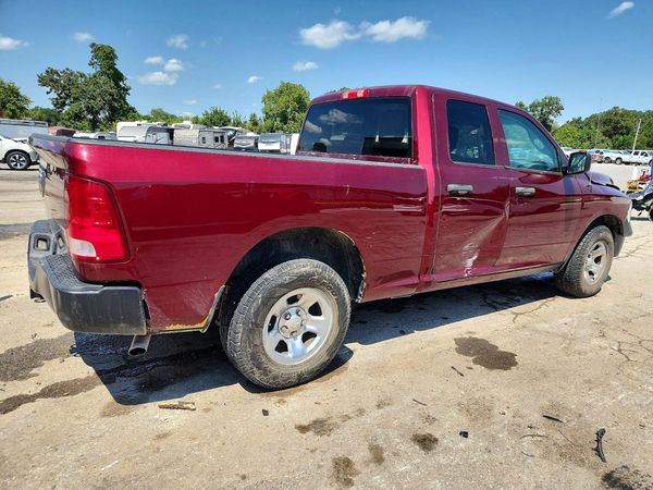 2017 RAM 1500 ST QUAD CAB 4X2