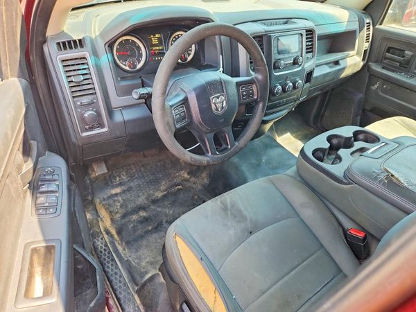 2017 RAM 1500 ST QUAD CAB 4X2