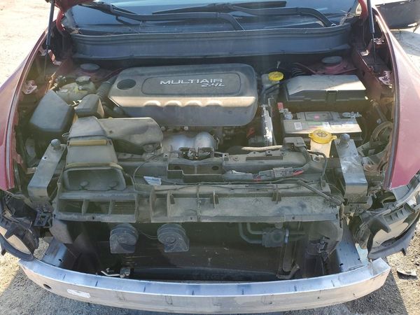 2016 JEEP CHEROKEE Sport — Engine bay