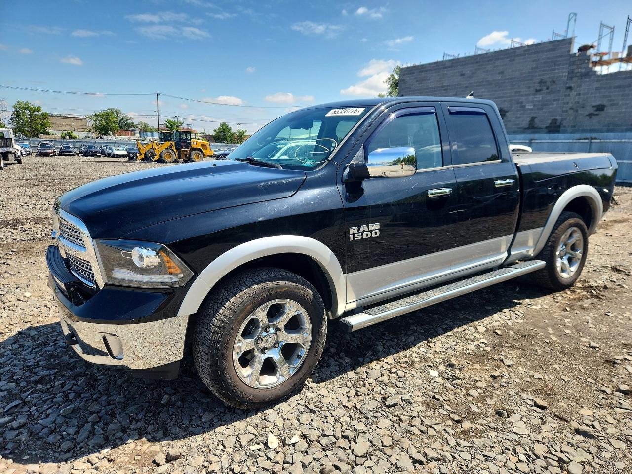 2013 RAM 1500 LARAMIE QUAD CAB 4X4