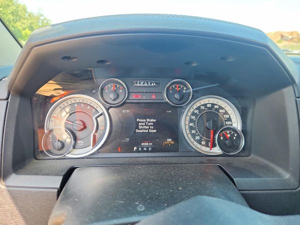 2013 RAM 1500 LARAMIE QUAD CAB 4X4