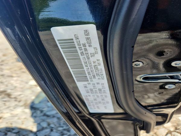 2013 RAM 1500 LARAMIE QUAD CAB 4X4