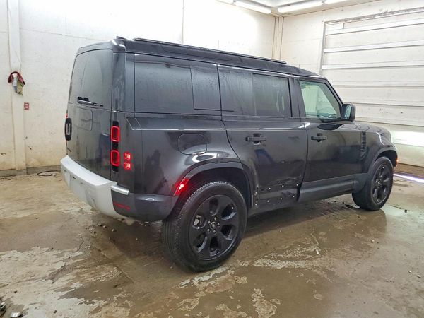 2025 LAND ROVER DEFENDER 110 S