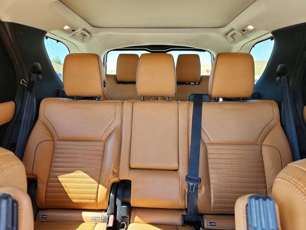 2019 LAND ROVER DISCOVERY HSE Luxury
