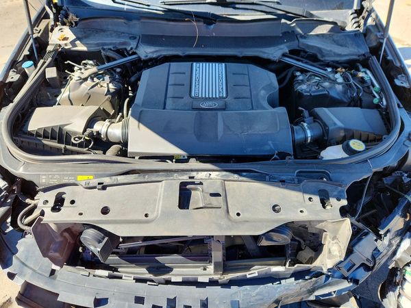 2019 LAND ROVER DISCOVERY HSE Luxury