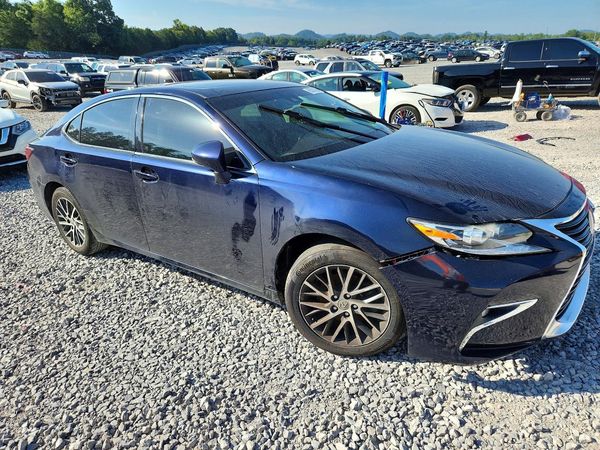 2016 LEXUS ES350 350 — Passenger 3/4