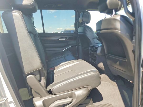 2023 JEEP WAGONEER