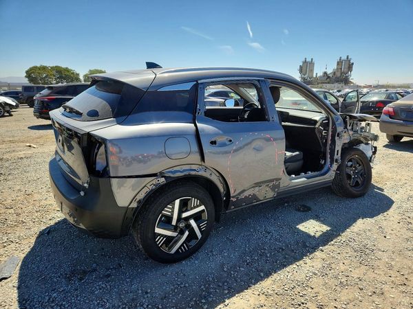 2026 NISSAN KICKS