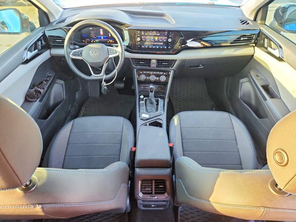 2024 VOLKSWAGEN TAOS