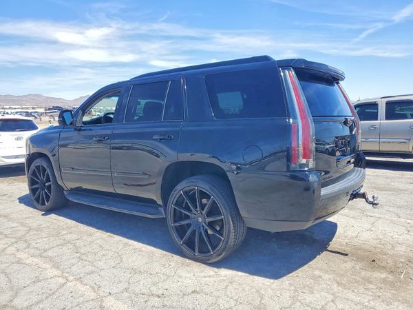 2017 CADILLAC ESCALADE