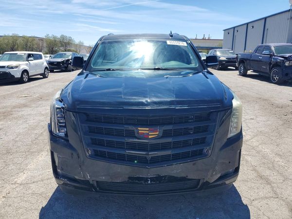 2017 CADILLAC ESCALADE
