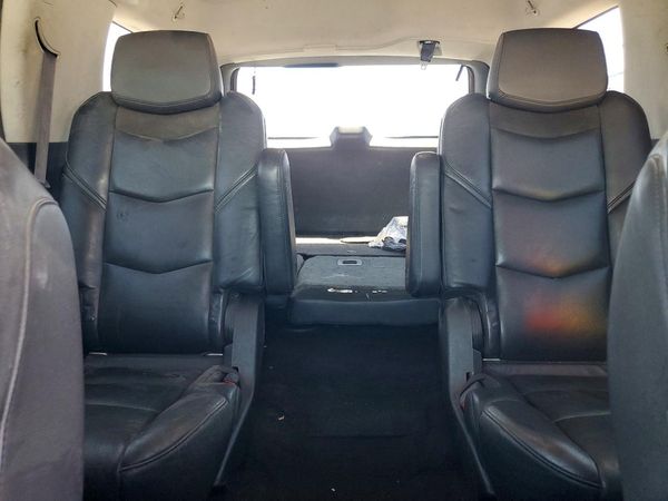 2017 CADILLAC ESCALADE