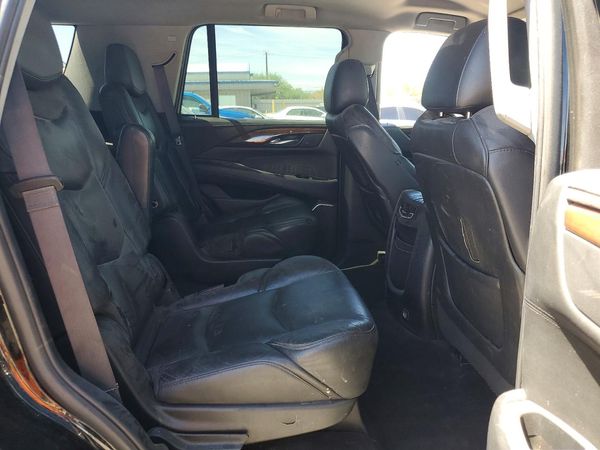 2017 CADILLAC ESCALADE