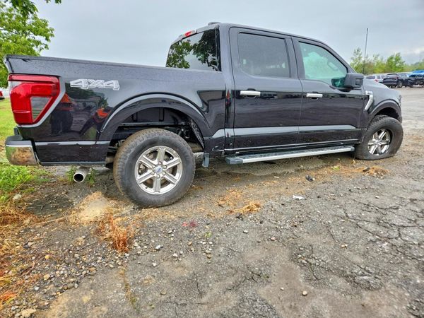2025 FORD F150 XLT