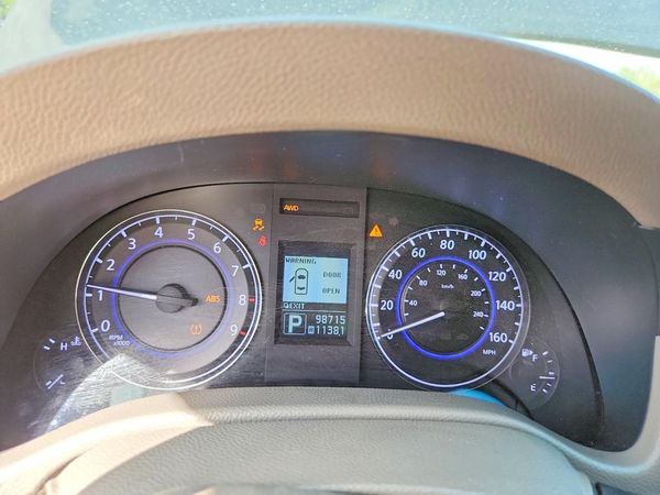 2015 INFINITI Q40