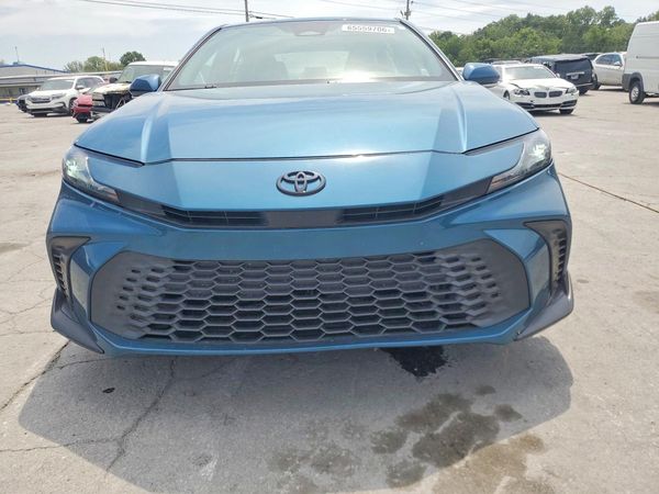 2026 TOYOTA CAMRY