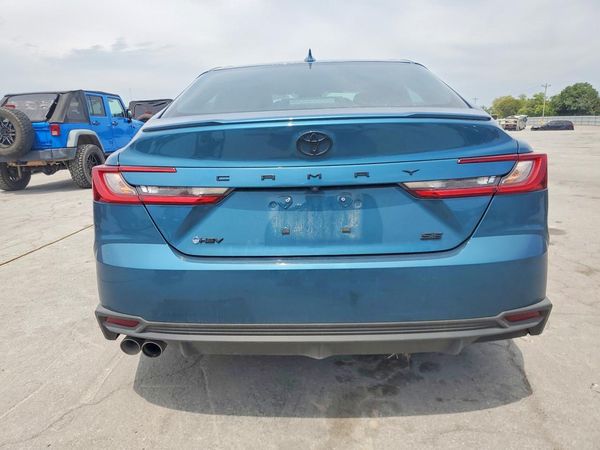 2026 TOYOTA CAMRY