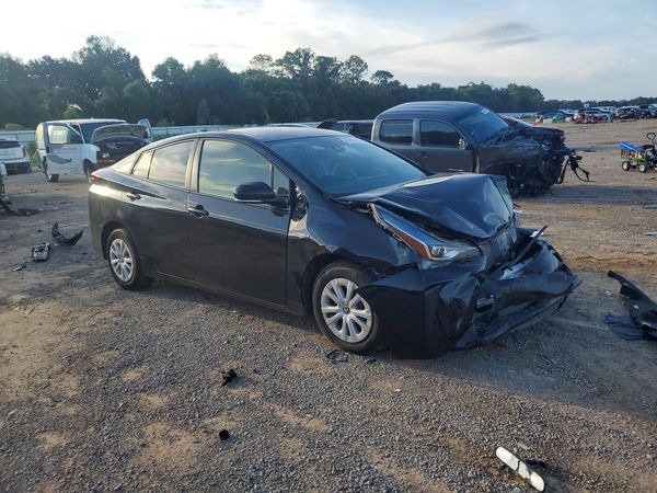 2020 TOYOTA PRIUS