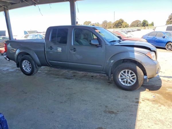 2018 NISSAN FRONTIER