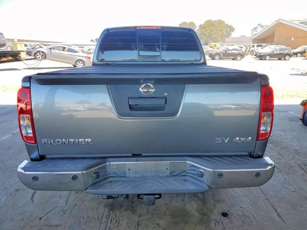 2018 NISSAN FRONTIER