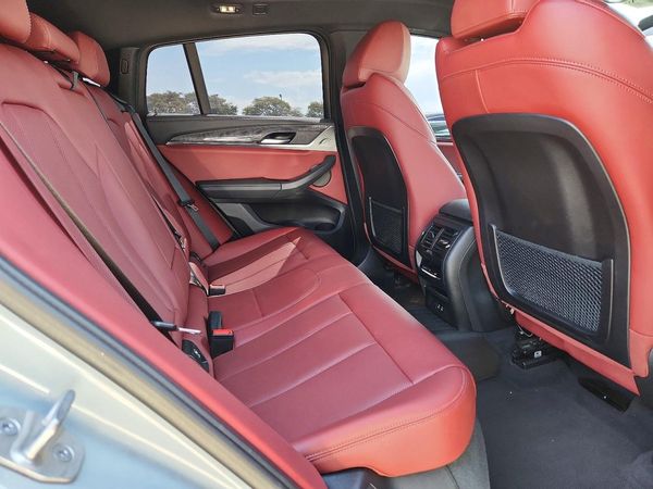 2023 BMW X4