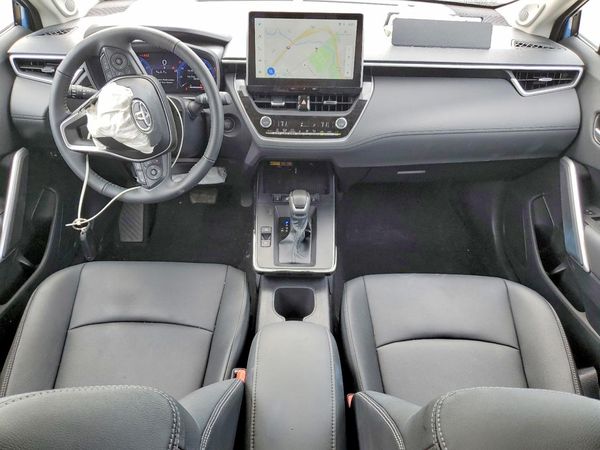 2026 TOYOTA COROLLA CROSS