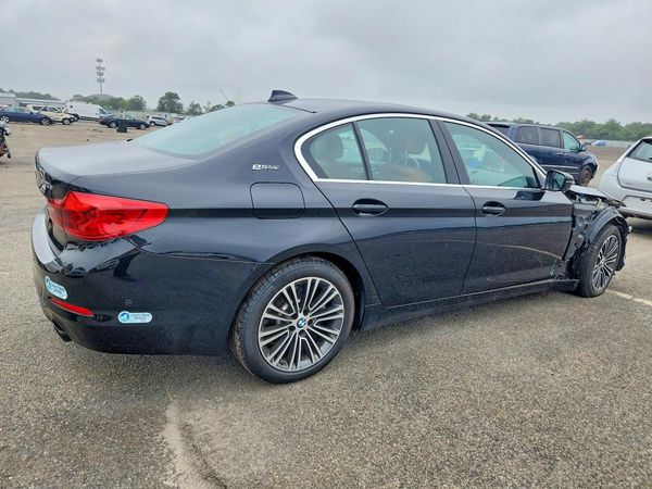 2019 BMW 530XE xDrive