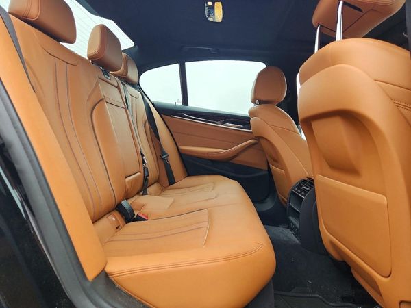 2019 BMW 530XE xDrive