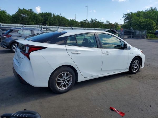 2021 TOYOTA PRIUS