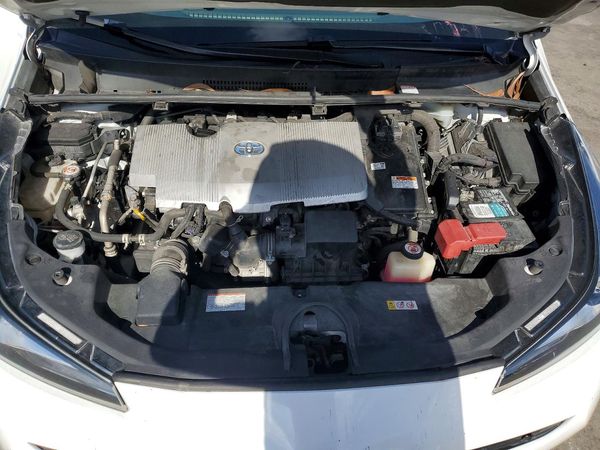 2021 TOYOTA PRIUS