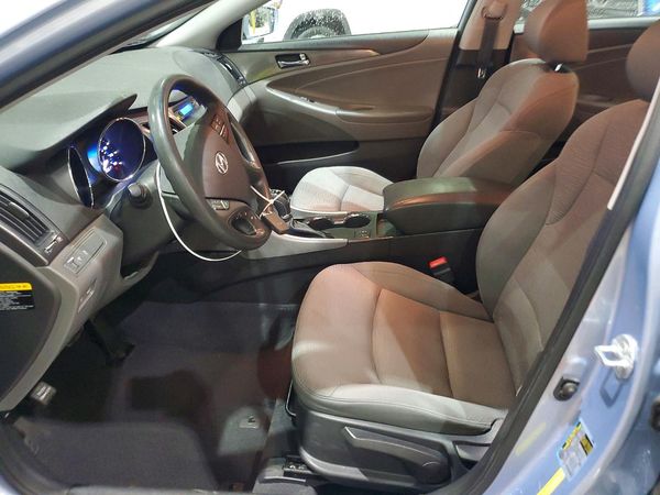 2013 HYUNDAI SONATA