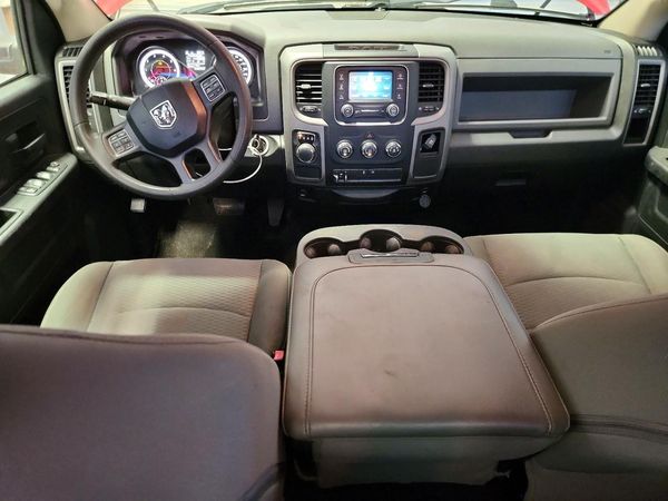 2016 RAM 1500 ST
