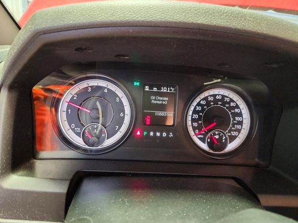2016 RAM 1500 ST