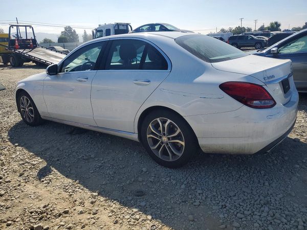 2016 MERCEDES-BENZ C C300