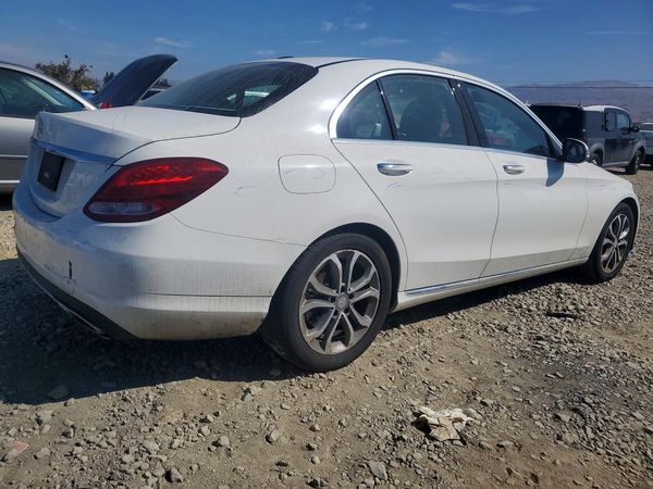 2016 MERCEDES-BENZ C C300